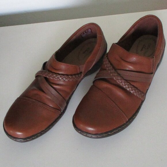 Clarks Collection Womens Tan Leather Loafer - Size 9N - Picture 6 of 9